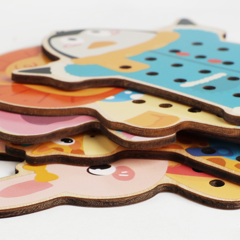 Planche occupée, jouets Montes - Montessori Wooden Busy Board Toddler avis et prix